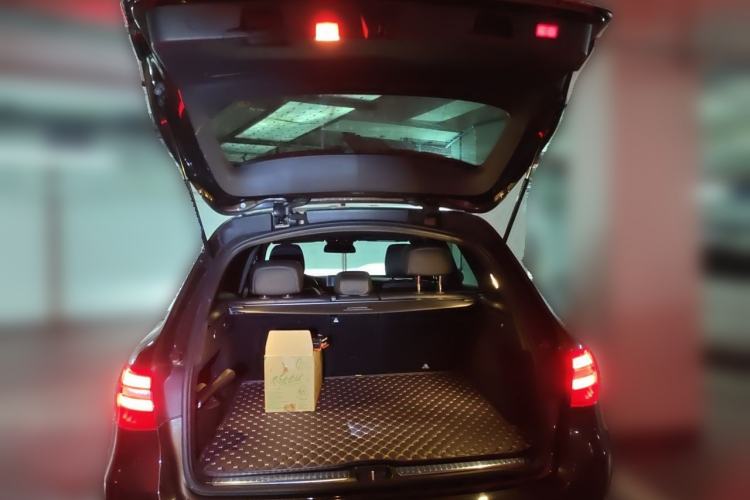 Used Mercedes-Benz GLC 2017 GLC 300 4MATIC Sport Edition Trunk