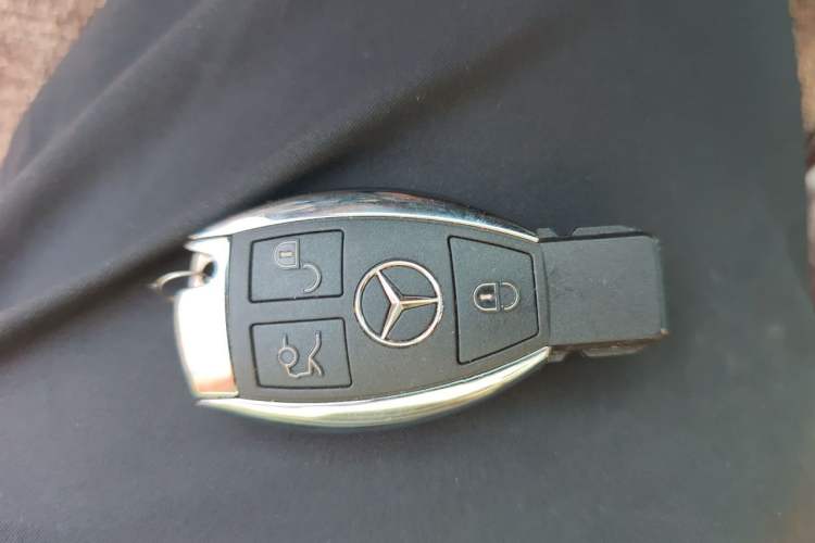 Used Mercedes-Benz GLC 2017 GLC 260 4MATIC Dynamic Edition Vehicle Key