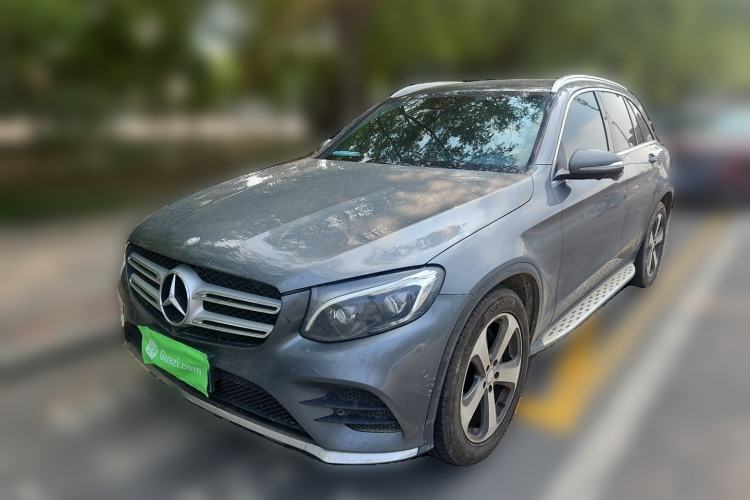 Używany Mercedes-Benz GLC 2017 GLC 300 4MATIC Sport Edition Guazi used car, China used car export, Used car for sale, Used cars, Cheapest cars for sale