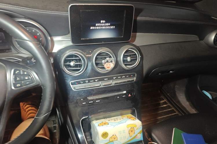 Used Mercedes-Benz GLC 2017 GLC 200 4MATIC Audio And AC Panel