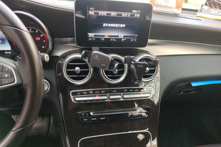 Used Mercedes-Benz GLC 2017 GLC 260 4MATIC Luxury Model Audio And AC Panel