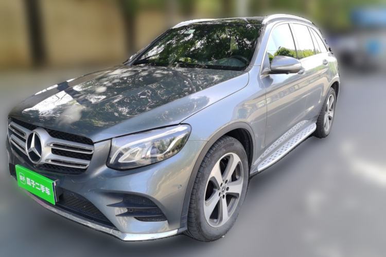 Used Mercedes-Benz GLC 2017 GLC 260 4MATIC Luxury Model Guazi used car, China used car export, Used car for sale, Used Mercedes-Benz cars, Cheapest cars for sale