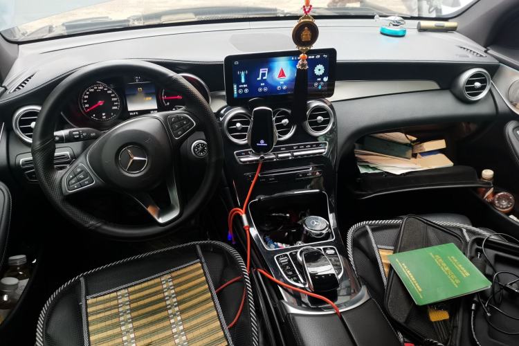 Used Mercedes-Benz GLC 2017 GLC 200 4MATIC Center Console