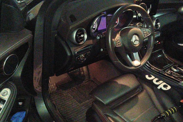 Used Mercedes-Benz GLC 2017 GLC 260 4MATIC Dynamic Edition Driver Seat