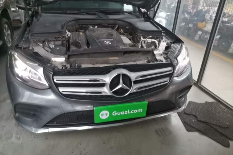 Used Mercedes-Benz GLC 2017 GLC 260 4MATIC Dynamic Edition Engine Bay