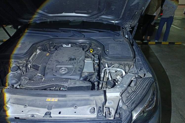 Used Mercedes-Benz GLC 2017 GLC 260 4MATIC Dynamic Edition Engine Bay Left