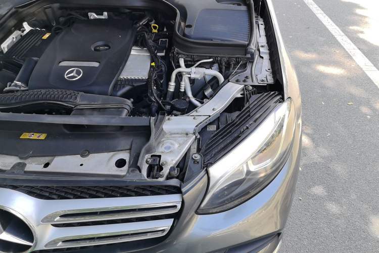 Used Mercedes-Benz GLC 2017 GLC 260 4MATIC Luxury Model Engine Bay Left