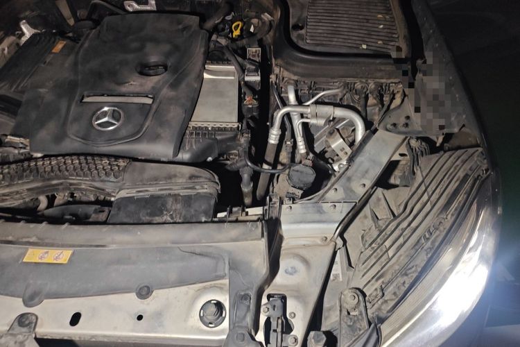 Used Mercedes-Benz GLC 2017 GLC 200 4MATIC Engine Bay Left