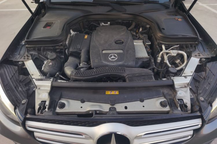 Used Mercedes-Benz GLC 2017 GLC 260 4MATIC Dynamic Edition Engine Bay