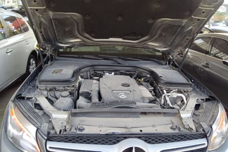 Used Mercedes-Benz GLC 2017 GLC 260 4MATIC Dynamic Edition Engine Bay