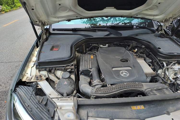 Used Mercedes-Benz GLC 2017 GLC 260 4MATIC Dynamic Edition Engine Bay Right