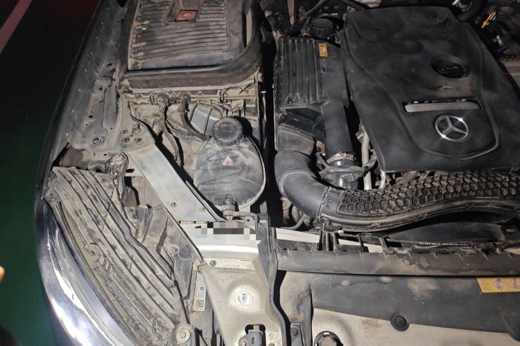 Used Mercedes-Benz GLC 2017 GLC 200 4MATIC Engine Bay Right