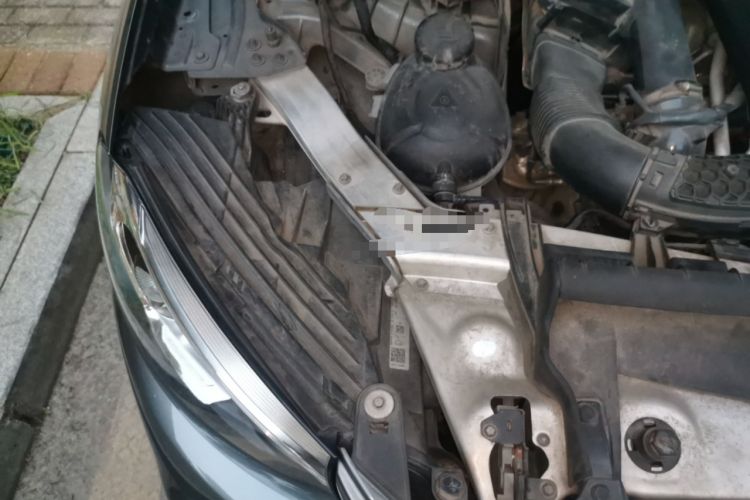 Used Mercedes-Benz GLC 2017 GLC 300 4MATIC Sport Edition Engine Bay Right