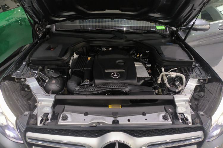 Used Mercedes-Benz GLC 2017 GLC 300 4MATIC Sport Edition Engine Bay