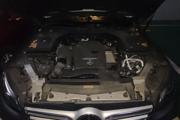 Used Mercedes-Benz GLC 2017 GLC 260 4MATIC Luxury Model Engine Bay