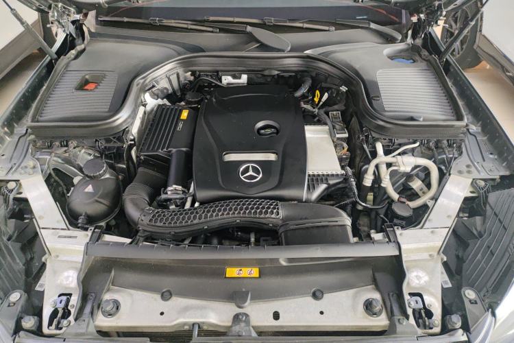 Used Mercedes-Benz GLC 2017 GLC 260 4MATIC Luxury Model Engine Bay