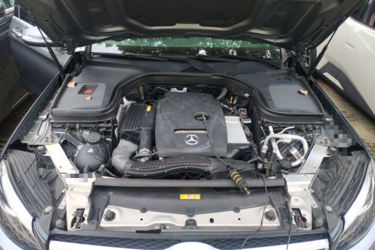 Used Mercedes-Benz GLC 2017 GLC 260 4MATIC Dynamic Edition Engine Bay