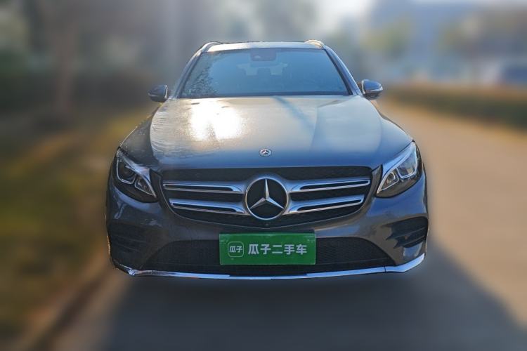 Used Mercedes-Benz GLC 2017 GLC 260 4MATIC Luxury Model Exterior 1