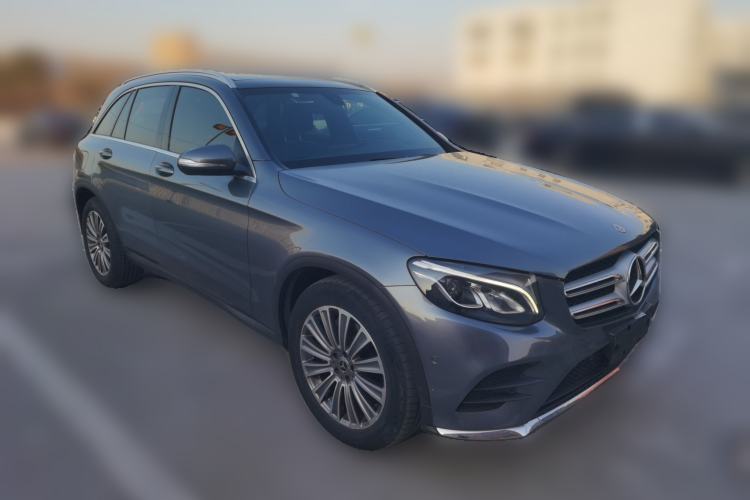 Used Mercedes-Benz GLC 2017 GLC 260 4MATIC Dynamic Edition Exterior 2