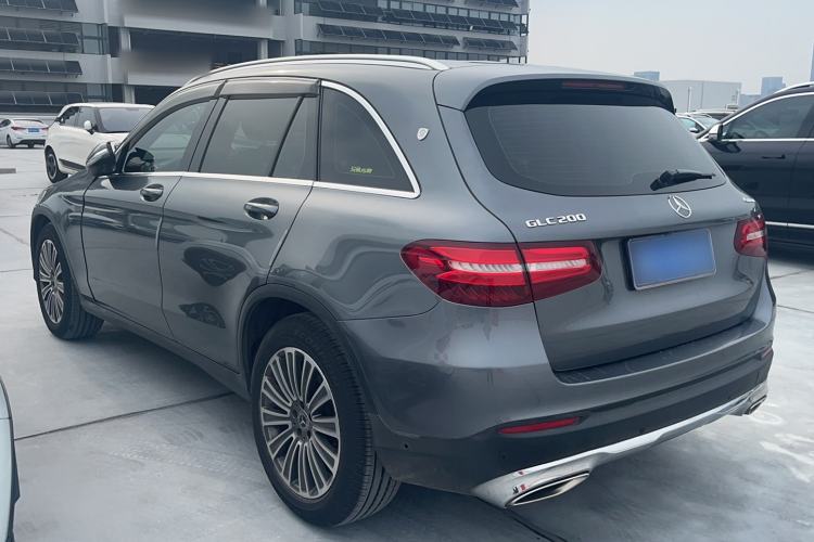 Used Mercedes-Benz GLC 2017 GLC 200 4MATIC Exterior 2