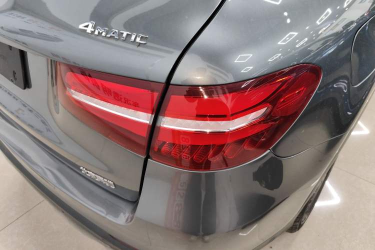Used Mercedes-Benz GLC 2017 GLC 200 4MATIC Exterior 3