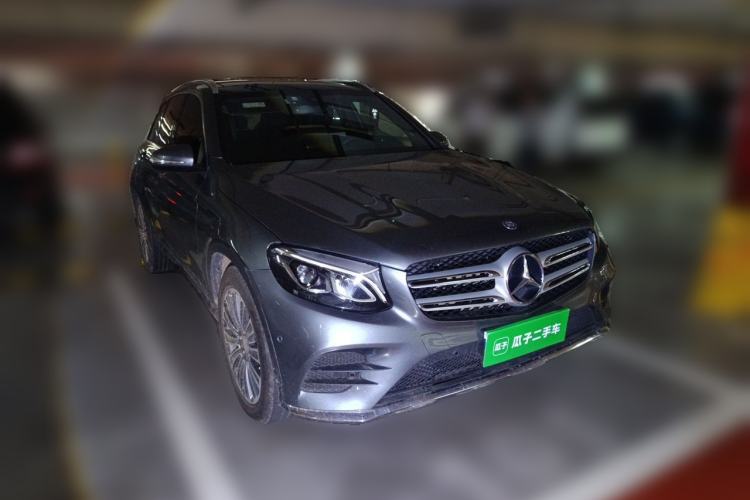 Used Mercedes-Benz GLC 2017 GLC 260 4MATIC Dynamic Edition Front Right 45 Deg