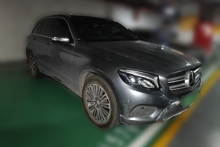 Used Mercedes-Benz GLC 2017 GLC 200 4MATIC Front Right 45 Deg