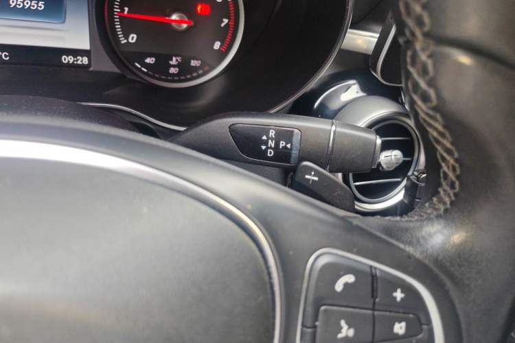 Used Mercedes-Benz GLC 2017 GLC 200 4MATIC Gear Lever