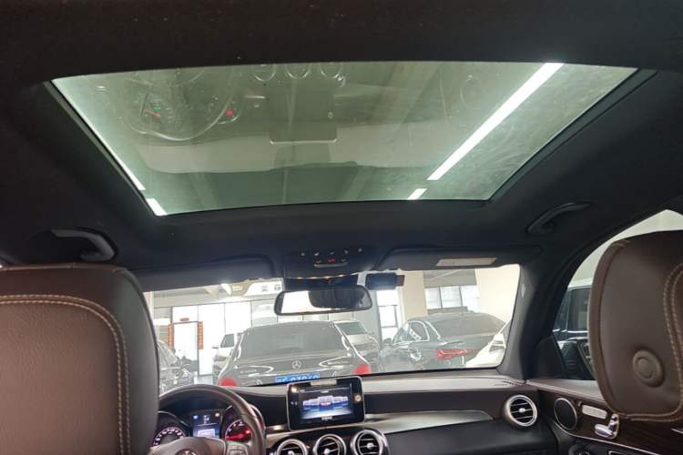 Used Mercedes-Benz GLC 2017 GLC 260 4MATIC Luxury Model Headliner