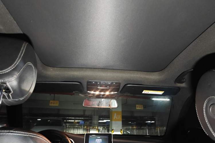Used Mercedes-Benz GLC 2017 GLC 200 4MATIC Headliner