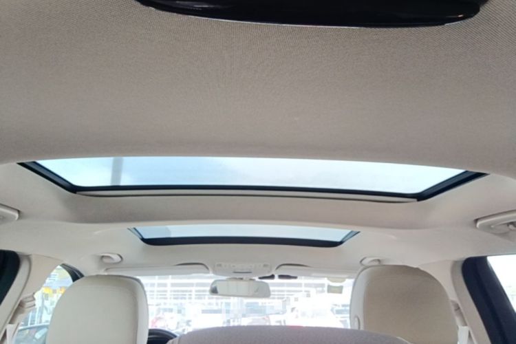Used Mercedes-Benz GLC 2017 GLC 260 4MATIC Dynamic Edition Headliner