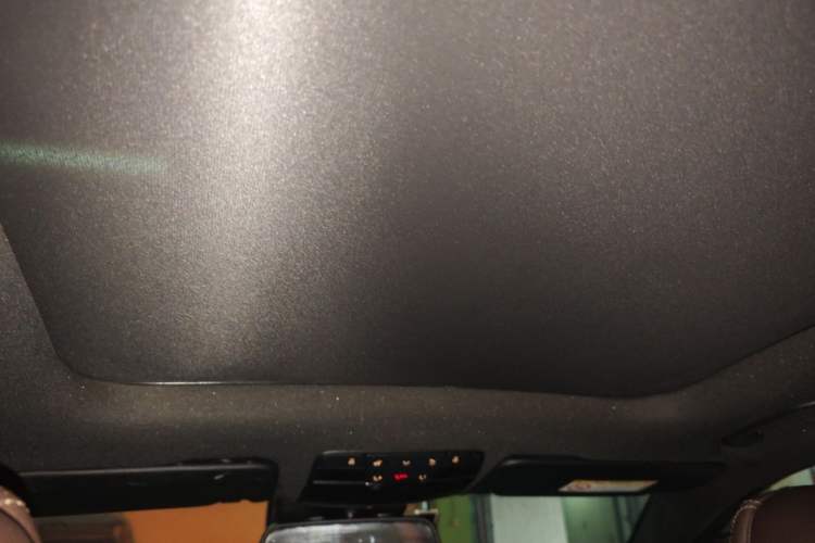 Used Mercedes-Benz GLC 2017 GLC 260 4MATIC Luxury Model Headliner