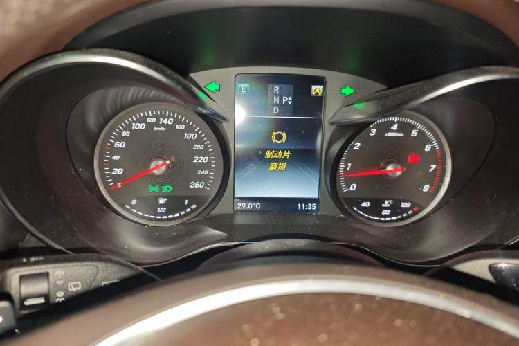 Used Mercedes-Benz GLC 2017 GLC 260 4MATIC Luxury Model Instrument Cluster