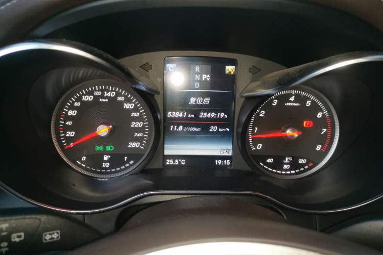 Used Mercedes-Benz GLC 2017 GLC 300 4MATIC Sport Edition Instrument Cluster
