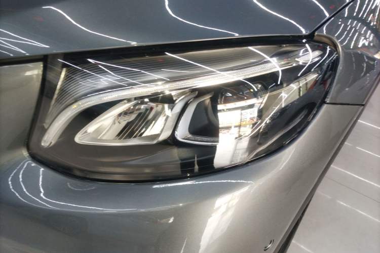 Used Mercedes-Benz GLC 2017 GLC 260 4MATIC Luxury Model Left Front Headlight