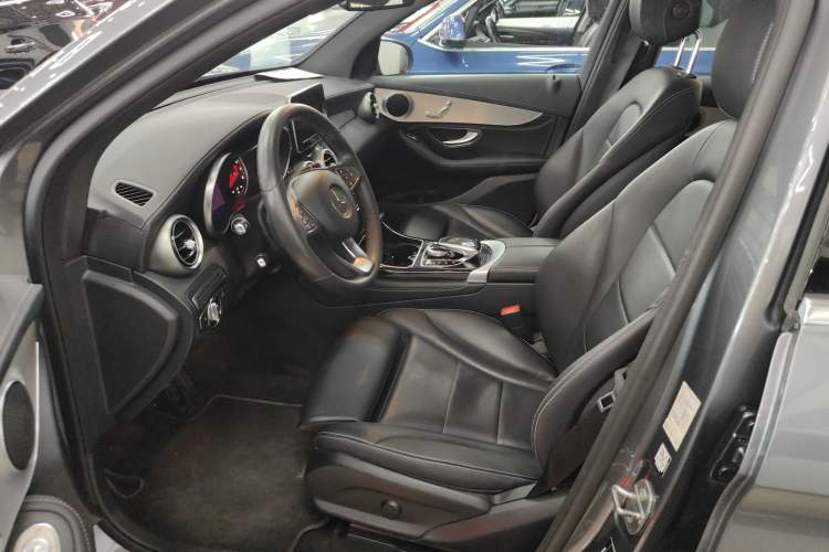Used Mercedes-Benz GLC 2017 GLC 200 4MATIC Left Front Seat