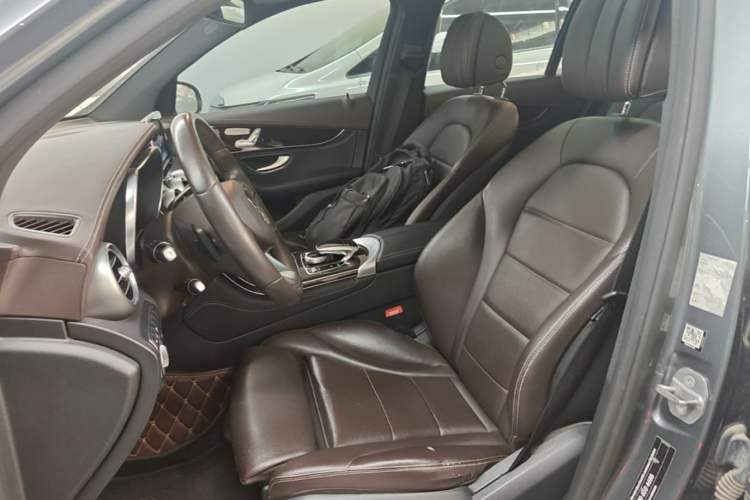 Used Mercedes-Benz GLC 2017 GLC 260 4MATIC Luxury Model Left Front Seat