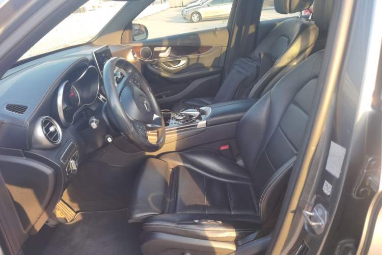 Used Mercedes-Benz GLC 2017 GLC 260 4MATIC Dynamic Edition Left Front Seat