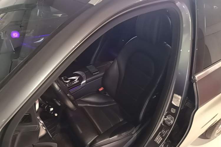 Used Mercedes-Benz GLC 2017 GLC 260 4MATIC Dynamic Edition Left Front Seat