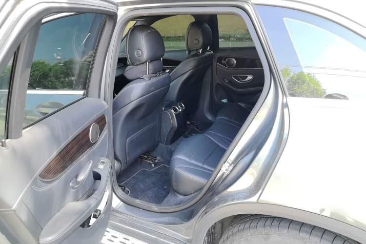 Used Mercedes-Benz GLC 2017 GLC 260 4MATIC Luxury Model Left Rear Seat