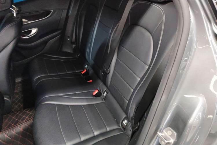 Used Mercedes-Benz GLC 2017 GLC 260 4MATIC Luxury Model Left Rear Seat