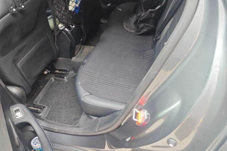 Used Mercedes-Benz GLC 2017 GLC 200 4MATIC Left Rear Seat