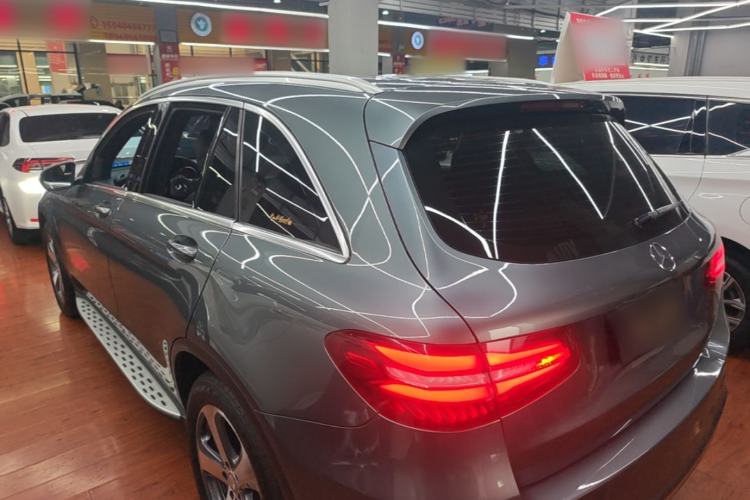 Used Mercedes-Benz GLC 2017 GLC 260 4MATIC Luxury Model Rear Left 45 Deg