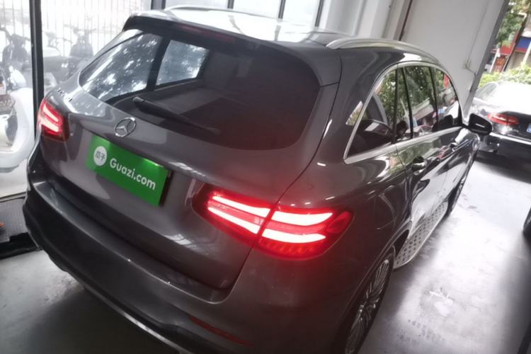 Used Mercedes-Benz GLC 2017 GLC 260 4MATIC Dynamic Edition Rear Right 45 Deg