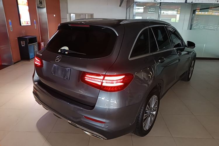 Used Mercedes-Benz GLC 2017 GLC 260 4MATIC Dynamic Edition Rear Right 45 Deg