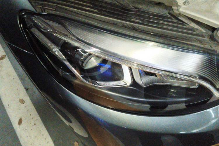 Used Mercedes-Benz GLC 2017 GLC 260 4MATIC Dynamic Edition Right Front Headlight