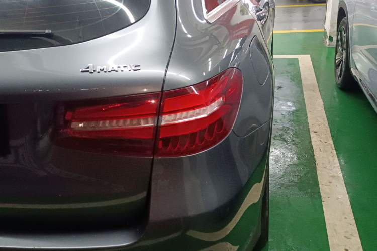 Used Mercedes-Benz GLC 2017 GLC 260 4MATIC Dynamic Edition Right Rear Taillight