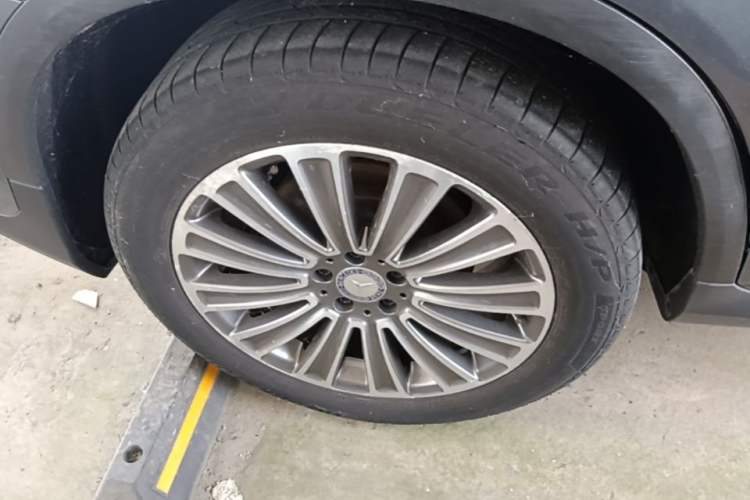 Used Mercedes-Benz GLC 2017 GLC 260 4MATIC Dynamic Edition Right Rear Wheel Hub