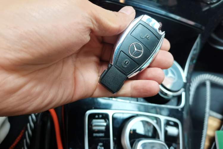 Used Mercedes-Benz GLC 2017 GLC 200 4MATIC Vehicle Key