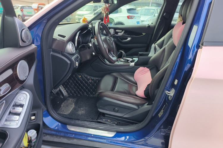Used Mercedes-Benz GLC 2017 GLC 260 4MATIC Luxury Model Left Front Seat